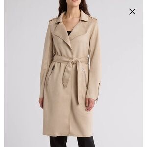 Tahari Women's Small Cream Faux Leather Trench Coat with Belt